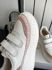 CHLOE 26S PLATFORM SNEAKERS IN WHITE AND LIGHT PINK CALFSKIN