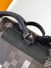 LV 25S CHRISTOPHER BACKPACK 47 IN DAMOFLAGE BLACK CALFSKIN