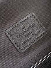 LV 25S CHRISTOPHER BACKPACK 47 IN DAMOFLAGE BLACK CALFSKIN