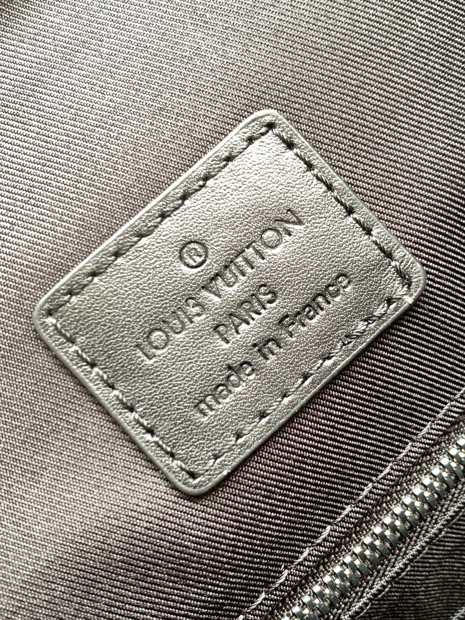 LV 25S CHRISTOPHER BACKPACK 48 IN CORAL RED AND BROWN CALFSKIN