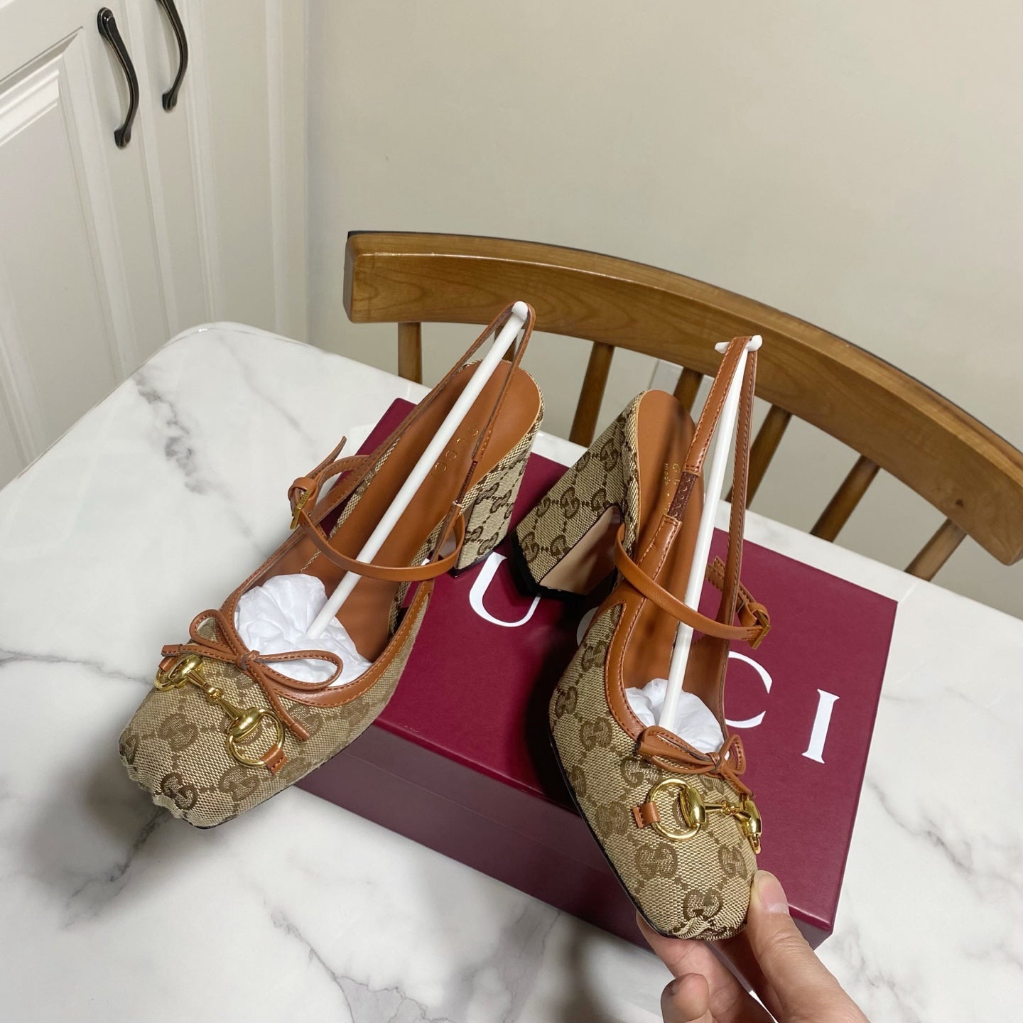 GUCCI 26S HORSEBIT SLINGBACK HEELS 105 MM IN BROWN AND BEIGE CANVAS