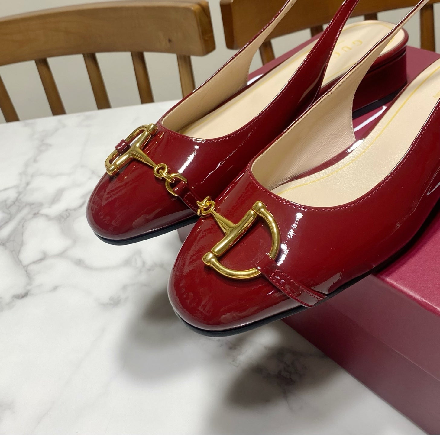 GUCCI 26S SLINGBACK FLATS IN DARK RED CALFSKIN