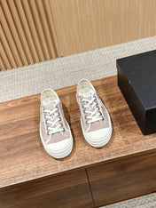CONVERSE SNEAKER IN KHAKI BROWN VELVET