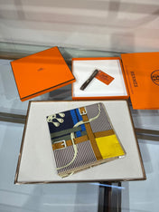 HERMES 26S SCARF 90 IN SILK 307104