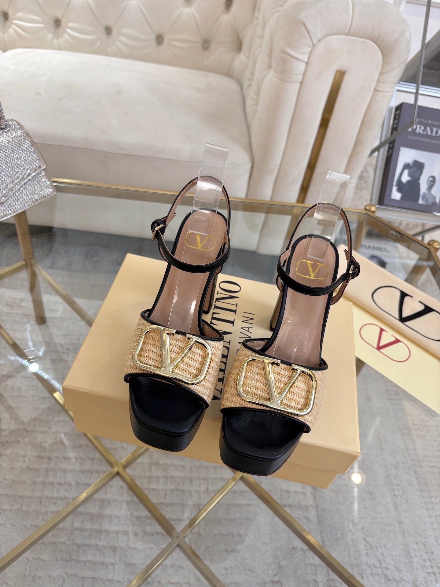 VALENTINO 26S PLATFORM SANDALS 110 MM IN BLACK CALFSKIN AND BEIGE RAFFIA