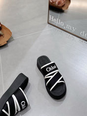 CHLOÉ PLATFORM SANDALS IN BLACK MIX WHITE DENSITY KNIT