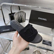 SLIPPERS BLACK SHEEPSKIN