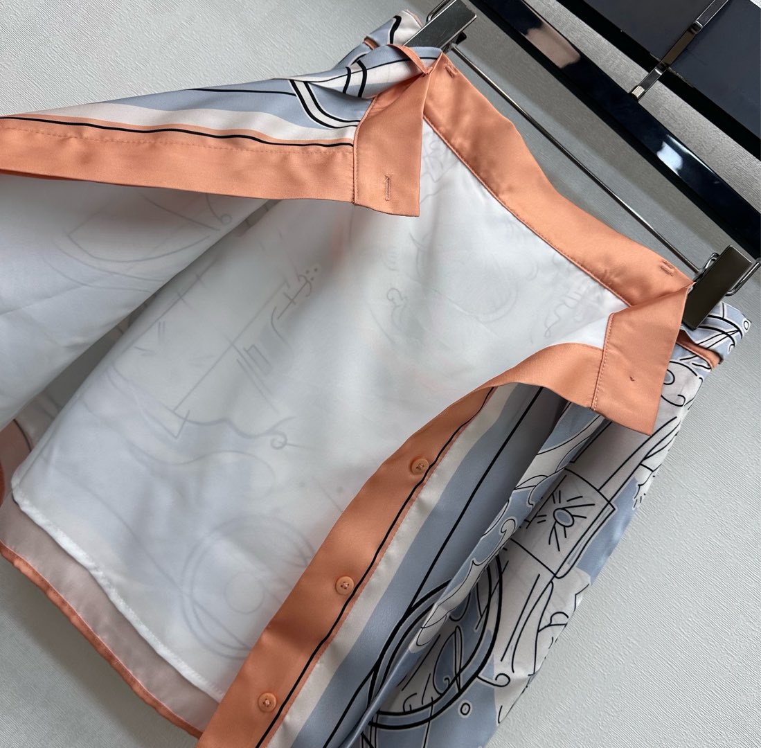 HERMES 26S SILK MIDI SKIRT 586