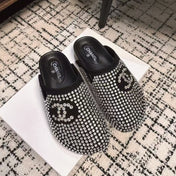 FLAT MULE IN  BLACK SUEDE WITH CRYSTALS