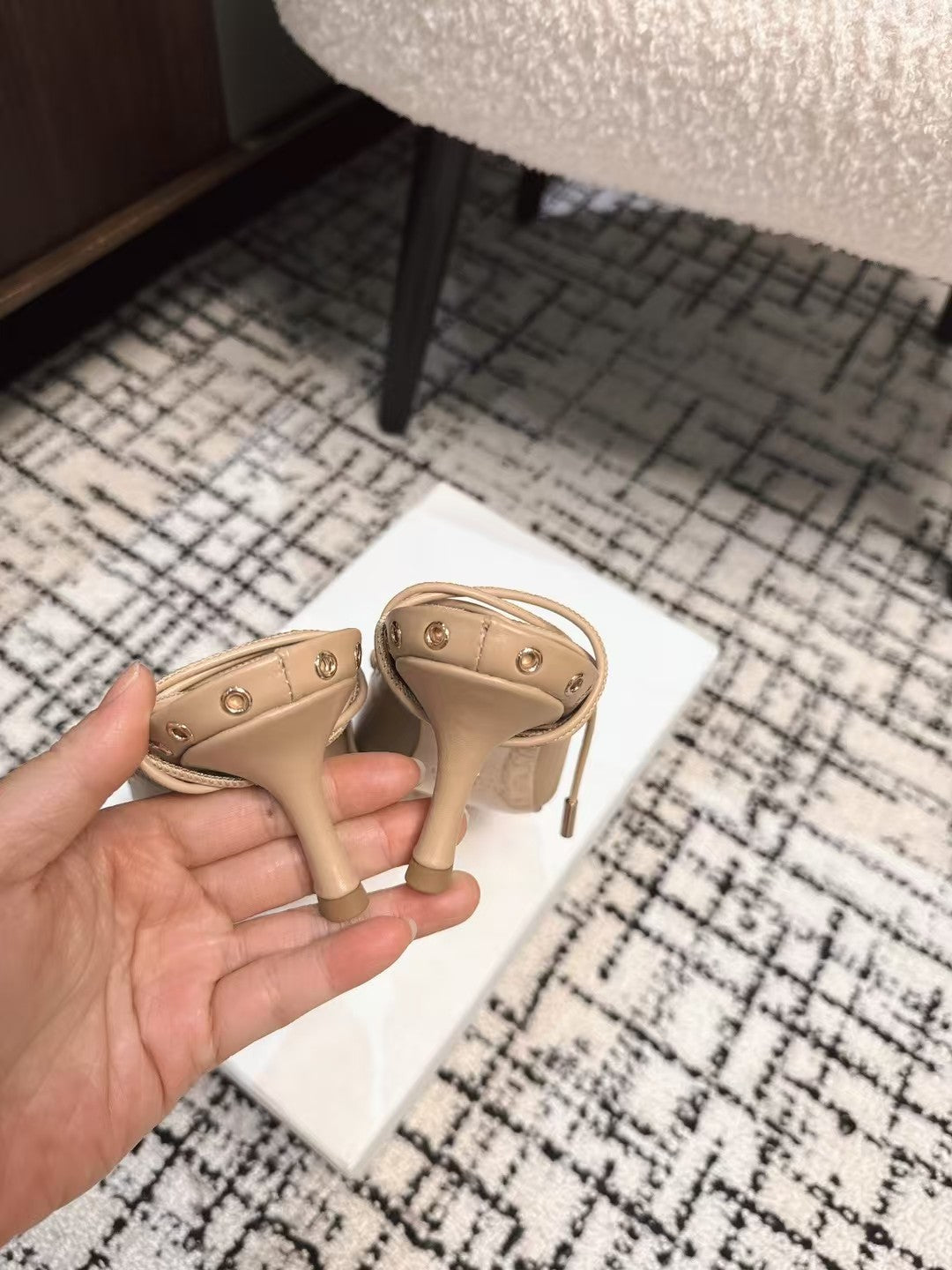 CHLOÉ 26S LACE-UP HEELS 60 MM IN NUDE BEIGE CALFSKIN