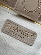 CHANEL 26S BUCKET SHOULDER BAG MEDIUM 29 IN LIGHT BEIGE SUEDE AND CALFSKIN GOLD HARDWARE