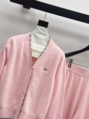 BURBERRY 25S CARDIGAN AND STRAIGHT-LEG PANTS SET 098