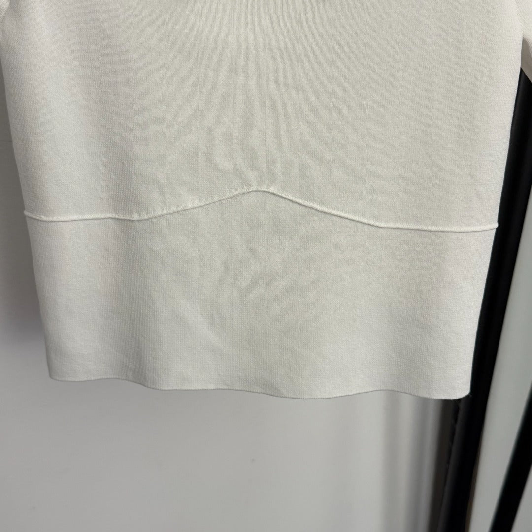 CHANEL 26S SHORT-SLEEVE SWEATER 995