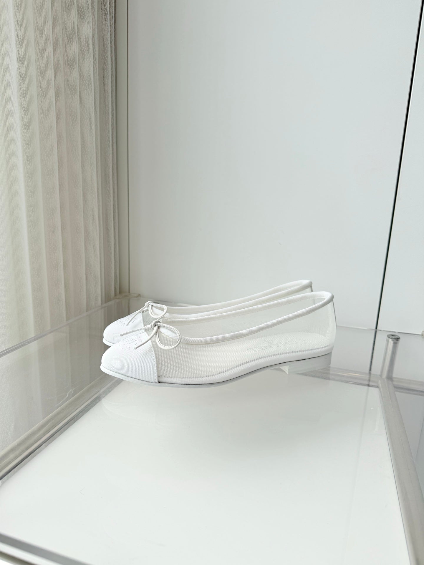 CHANEL 26S BALLET FLATS IN WHITE MESH TOE CAP AND BOW