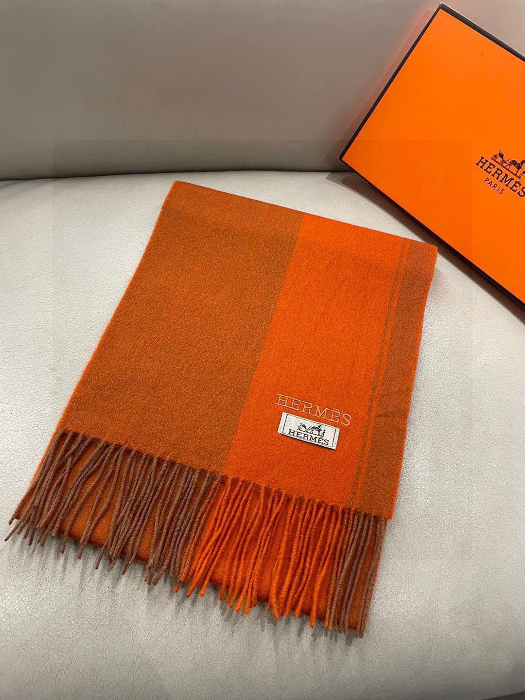 HERMES 25S SCARF 180 IN CASHMERE 989576
