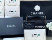 MESH POUCH 20 IN BLACK EFFECT LAMBSKIN WITH GOLD HARDWARE