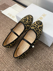BALLET FLAT CAMEL PONY HAIR CALFSKIN WITH BROWN LEOPARD MOTIF