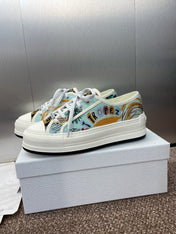 DIOR 25S WALK'N' SNEAKER IN MULTICOLOR DIOR OBLIQUE EMBROIDERED COTTON