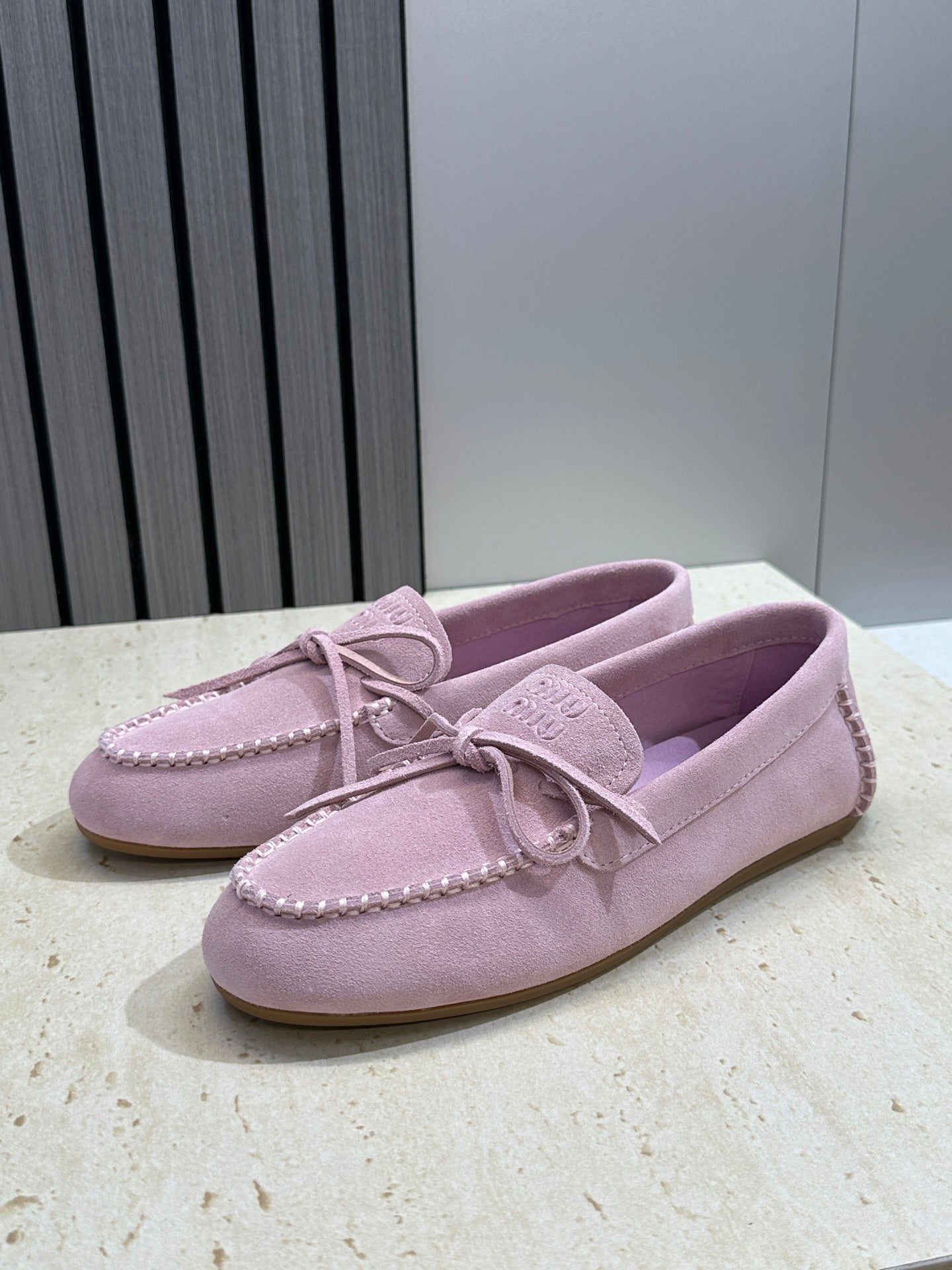 MIUMIU 26S LOAFERS IN LIGHT PURPLE SUEDE WITH BOW