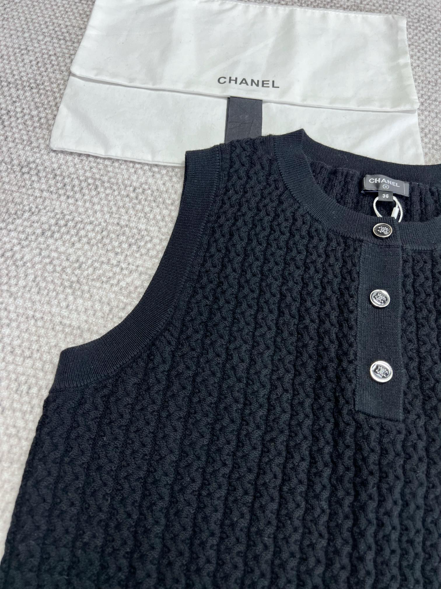 CC Vest Black Wool