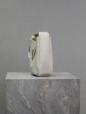 YSL 25S LE 5 À 7 BAG 16 IN BLANC VINTAGE GRAINED CALFSKIN GOLD HARDWRE