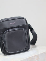 CITY MINI CAMERA BAG 18 IN BLACK ECONYL