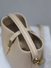 YSL 25S LE 37 BUCKET 15 IN BEIGE CALFSKIN GOLD HARDWRE