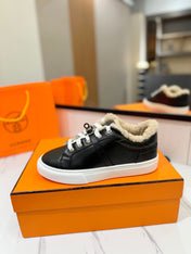 DAY SNEAKER IN BLACK CALFSKIN AND FLEECE LINING