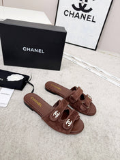 CHANEL 26S DOUBLE STRAP SLIDE SANDALS IN BROWN SUEDE AND CALFSKIN