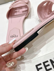 FENDI BAGUETTE SLIDES IN LIGHT PINK LAMBSKIN