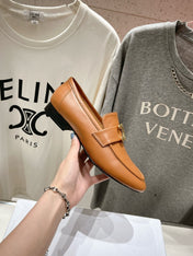 TRIOMPHE LOAFER IN BRONZE BROWN SMOOTH CALFSKIN GOLD HARDWARE