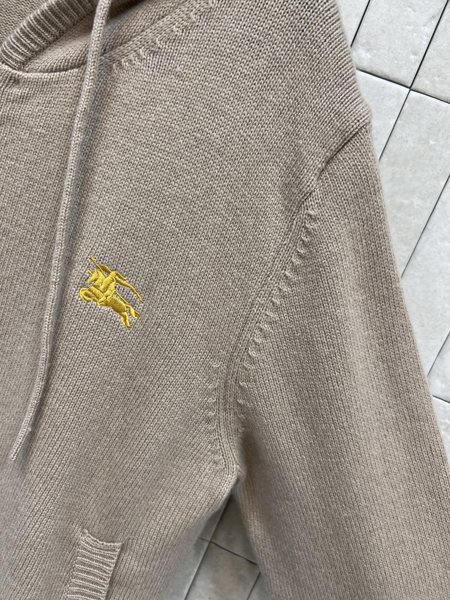 BURBERRY 25S CARDIGAN 274