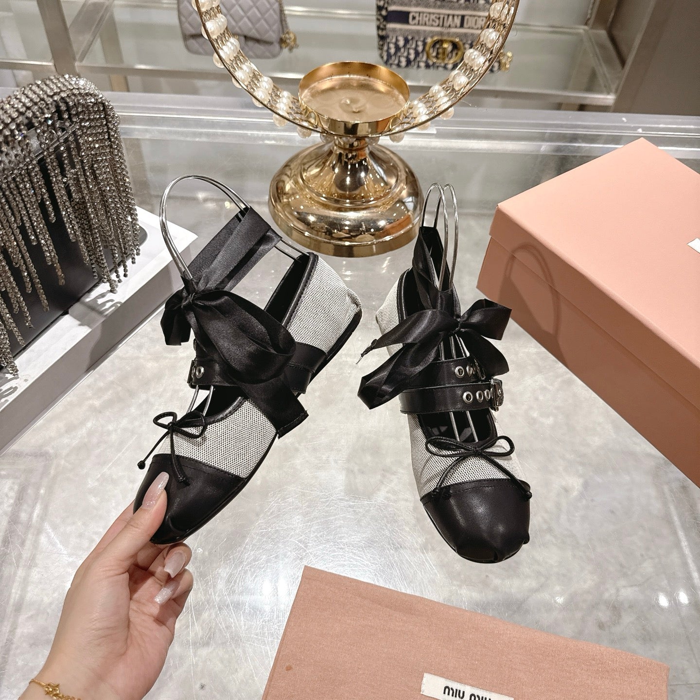 MIUMIU 26S SLINGBACK BALLET FLATS IN BLACK CALFSKIN AND BEIGE CANVAS RIBBON