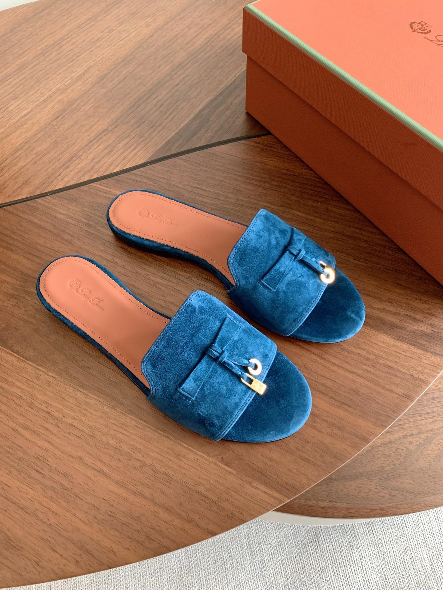 LP 26S SUMMER CHARMS SLIDES IN DARK BLUE SUEDE GOLD HARDWARE