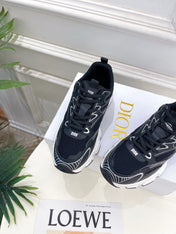 DIOR 26S SNEAKER IN BLACK CALFSKIN AND MESH FABRIC