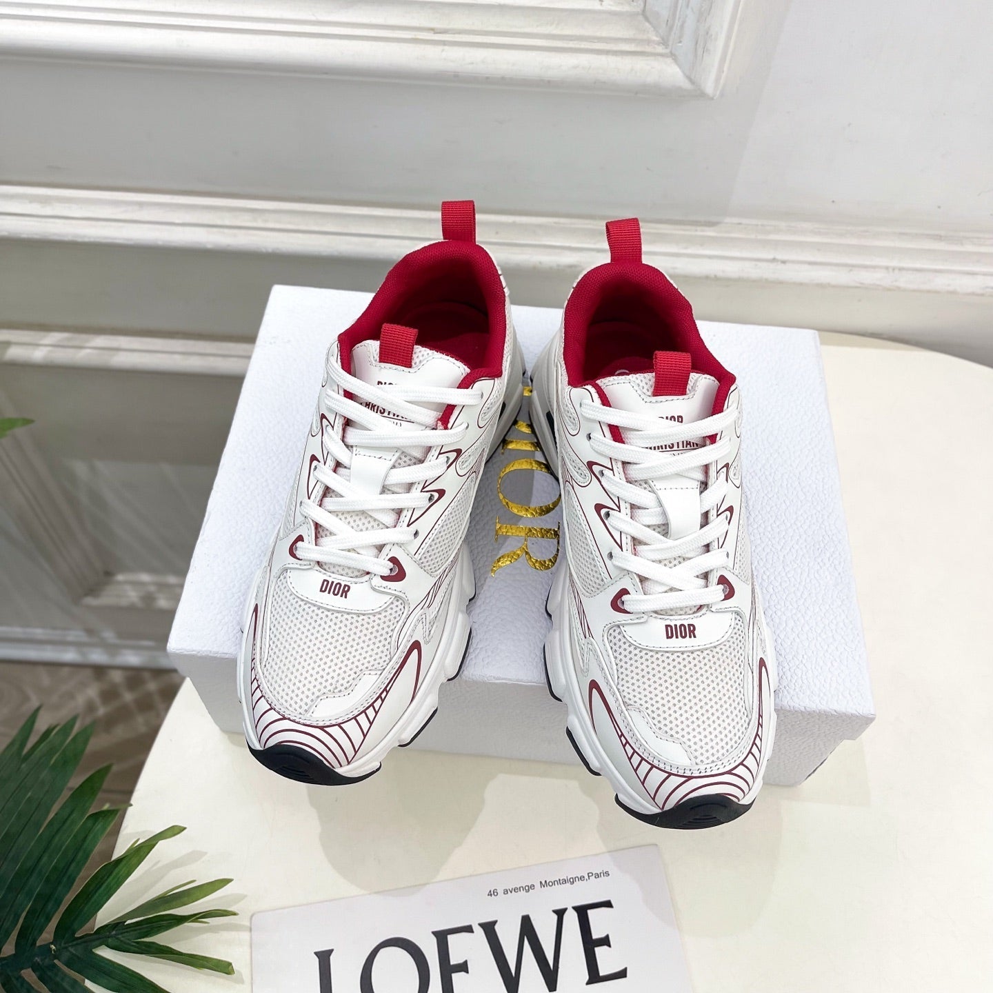 DIOR 26S SNEAKER IN WHITE CALFSKIN AND MESH FABRIC