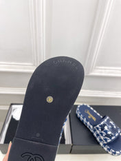 CHANEL 26S SANDALS 35 MM IN NAVY BLUE TWEED