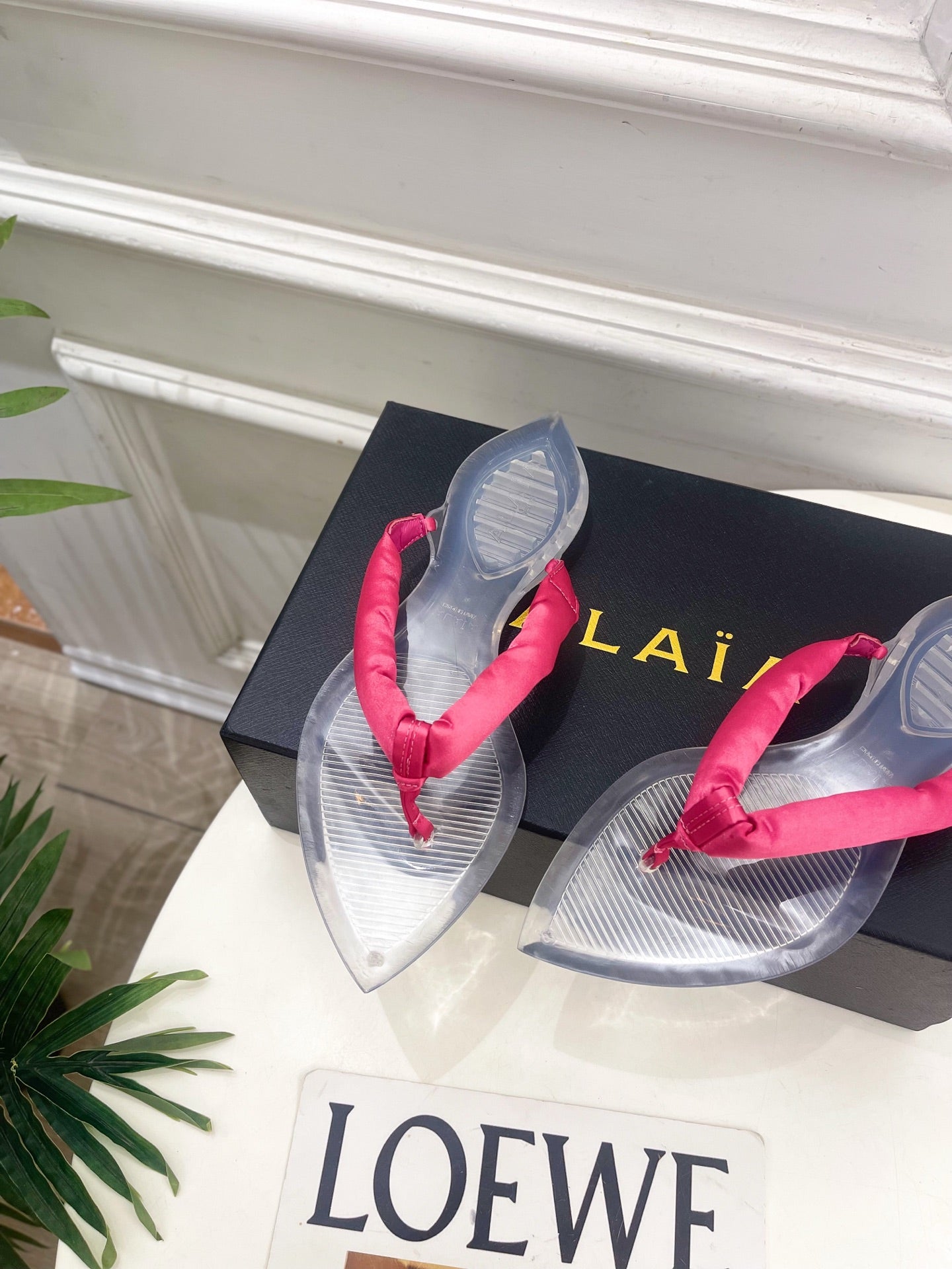 ALAIA 26S THONG SANDALS IN DARK PINK SATIN AND TRANSPARENT PVC