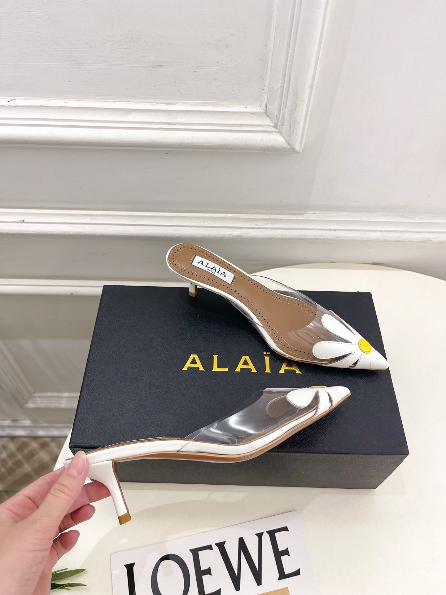 ALAIA 26S MULE HEELS 55 MM IN WHITE LAMBSKIN AND TRANSPARENT PVC
