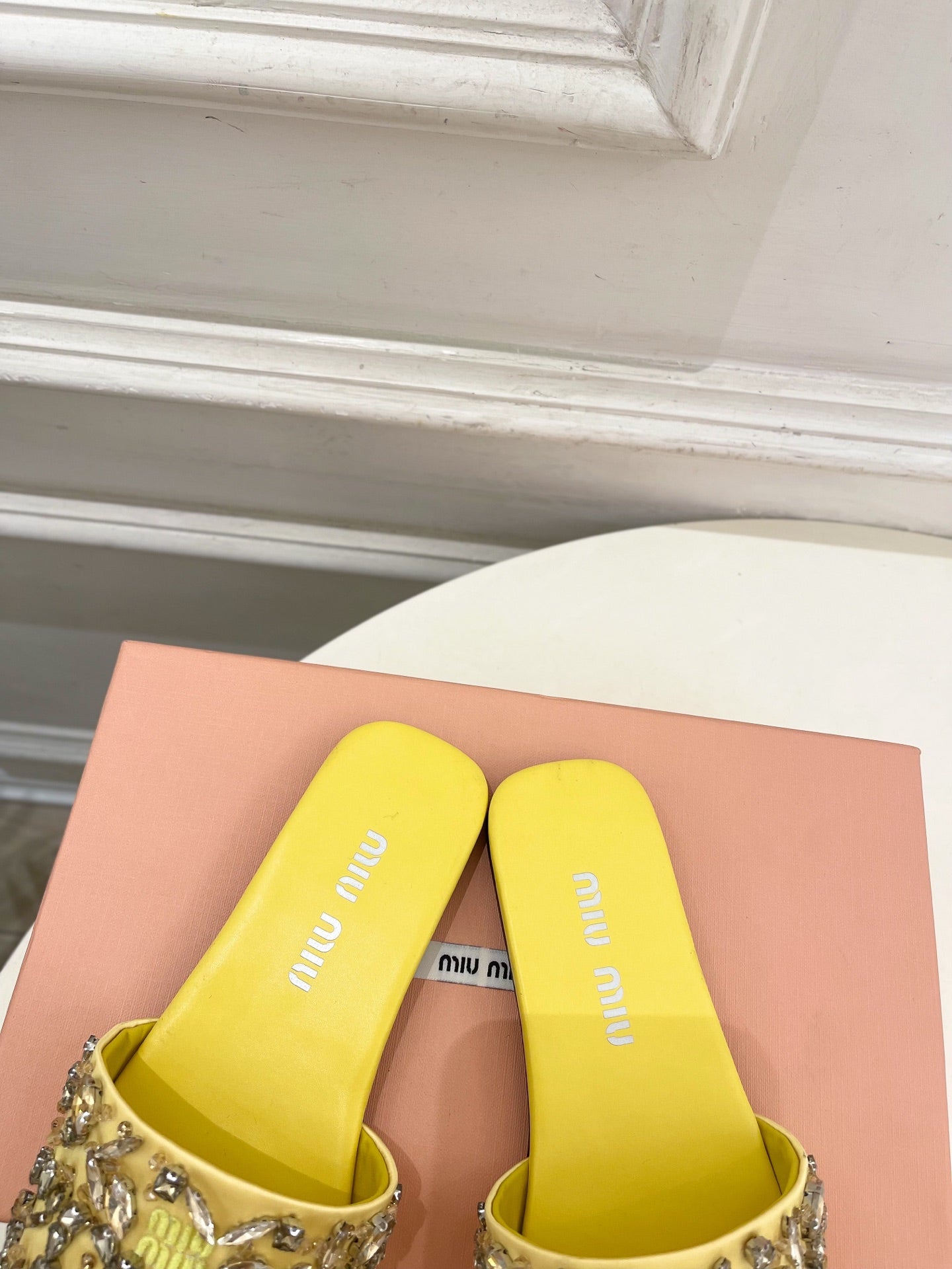 MIUMIU 26S SLIDES IN YELLOW SATIN CRYSTAL EMBELLISHED