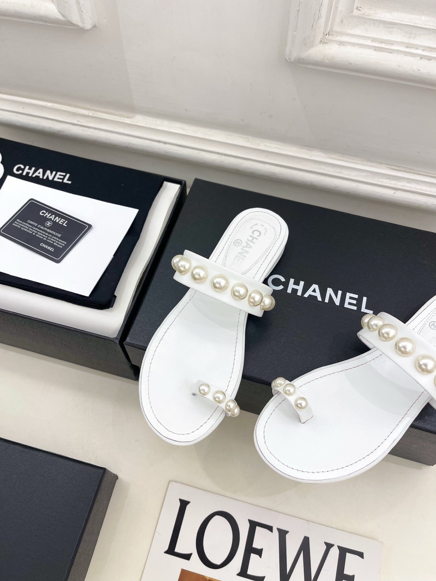 CHANEL 26S THONG SANDALS IN WHITE LAMBSKIN WITH PEARL EMBELLISHMENTS