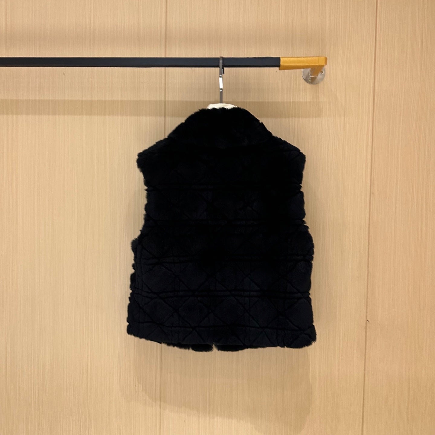 DIOR 25S FAUX RABBIT FUR VEST 770