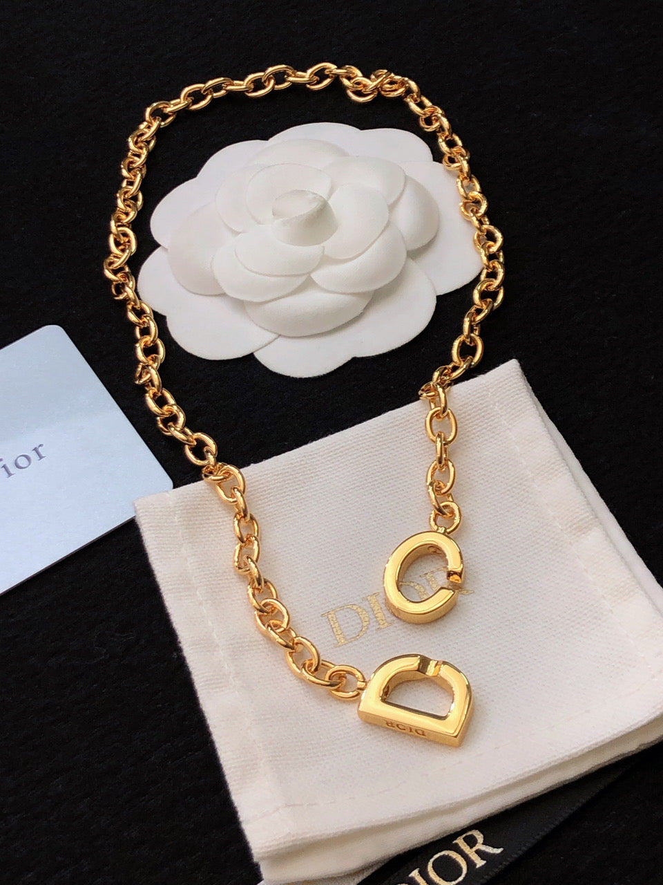CD 26S CD LOGO CHUNKY CHAIN NECKLACE IN GOLD TONE METAL 631003