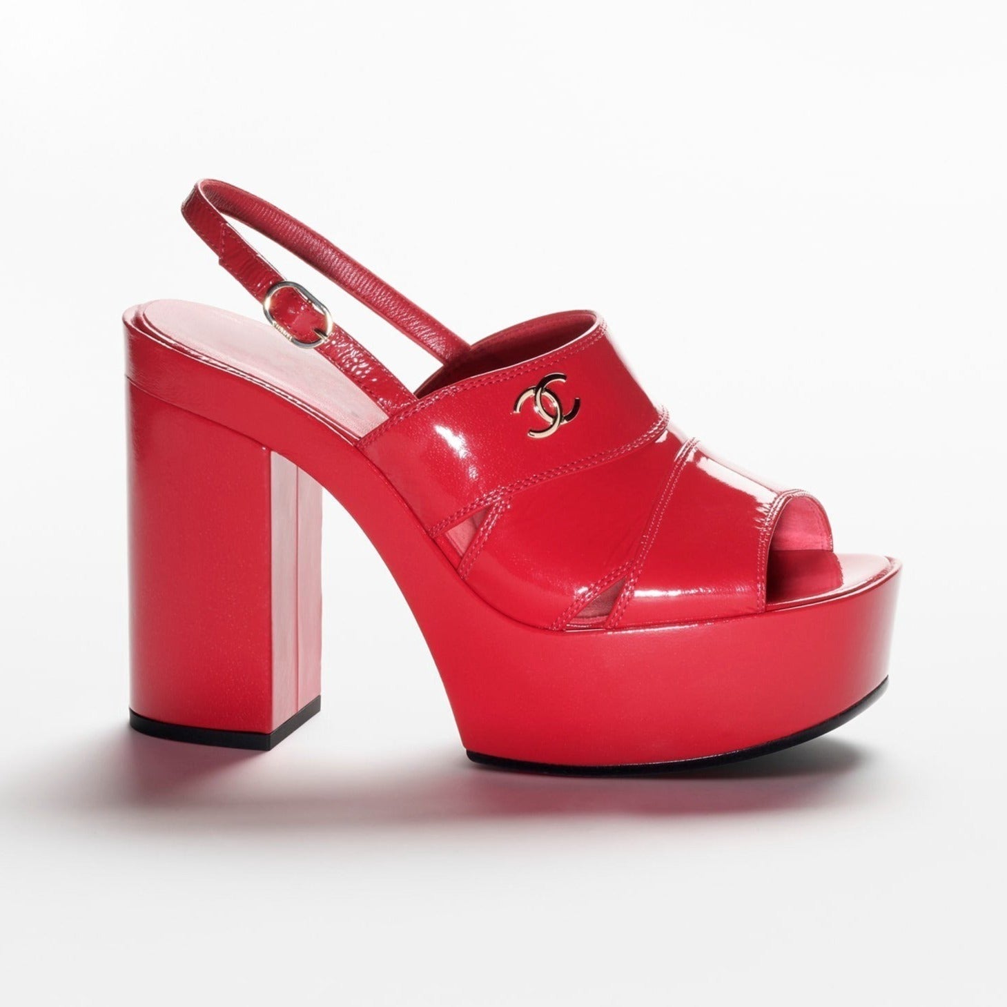 sandals-red-patent-crumpled-lamb_07a1acc4-14f8-4b7d-bc5b-61d662fc90da.jpg
