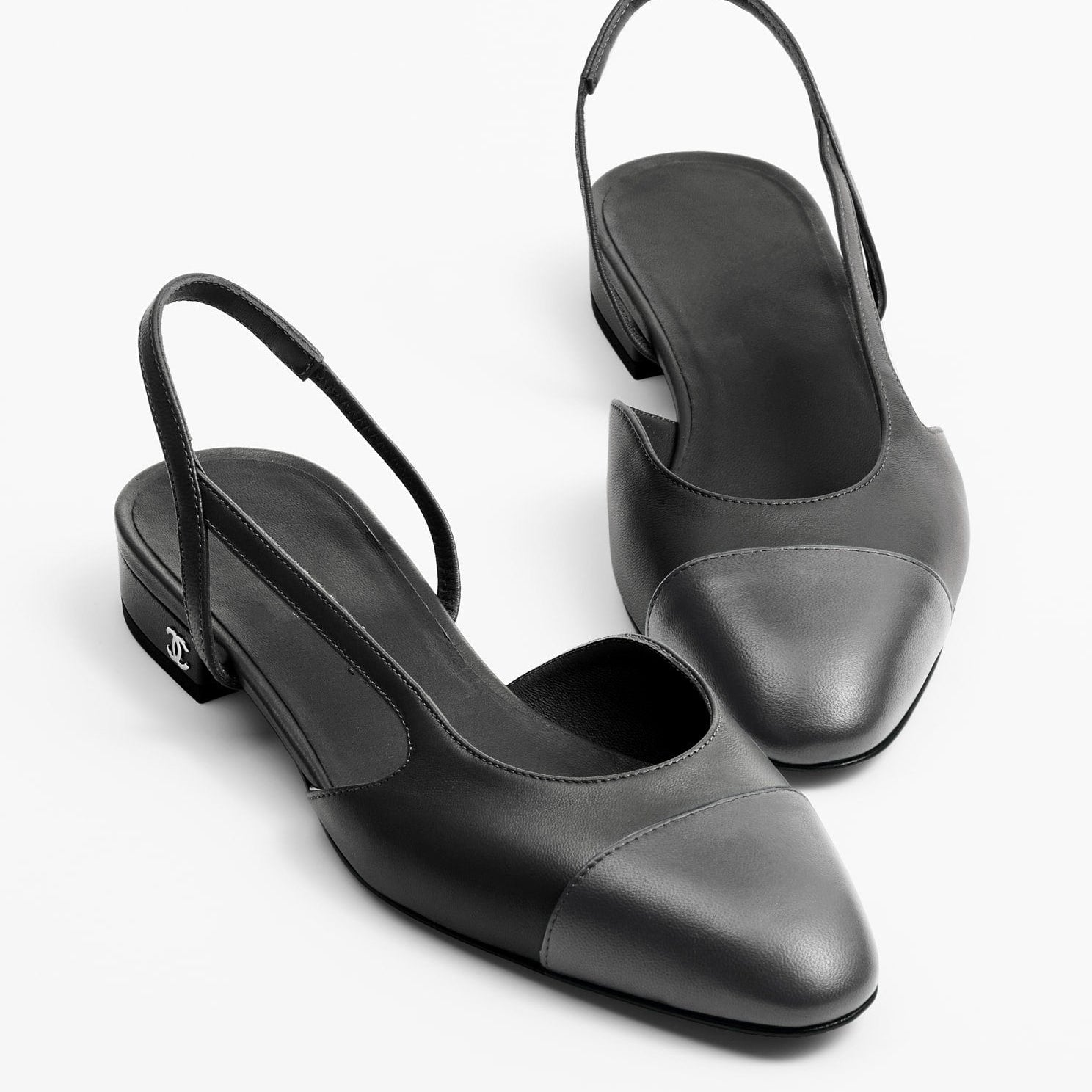 slingbacks-black-dark-gray-lambs_1_df612282-1b67-476e-81f4-e754f75c1f2e.jpg