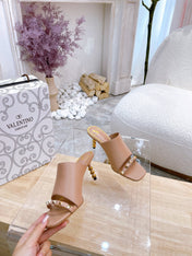ROCKSTUD TOWER-HEEL MULES IN BRONZE BROWN CALFSKIN 7 CM