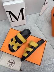 Chypre Sandal Yellow