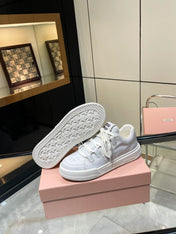 SKATEBOARD SNEAKERS IN OFF WHITE BLEACHED CALFSKIN